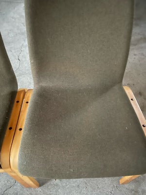 Stole, Ukendt, 4 solide stole i træ med stof betræk, sæde b 55 cm - højde ryg 82 cm er i fin stand
S
