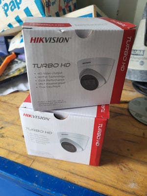 Overvågningskamera, Hikvision, hikvision ds-2ce78h0t-it3f

2 helt nye kamera 
Med 2.8mm objektiv
Og 