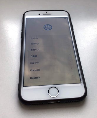 iPhone 7, 32 GB, hvid, Perfekt, - 4,7" display, fin størrelse, passer fint til bukselomme

- står so