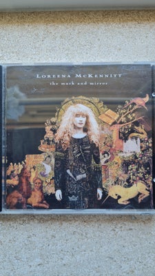 LOREENA MCKENNITT: THE MASK AND MIRROR, folk, CD 8 TRACKS.  FRA 1994. BOOKLET MED HISTORIEN, BILLEDE