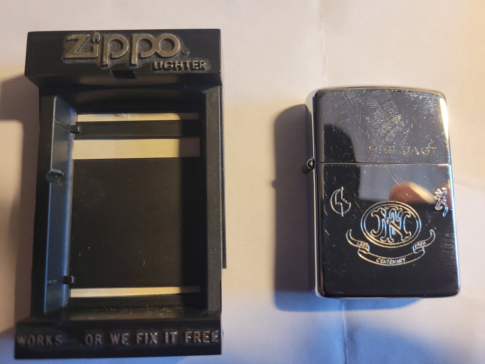 Lighter, Zippo.