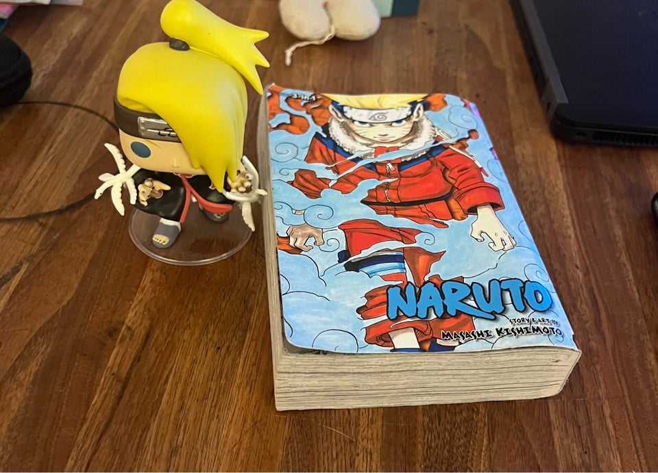 Naruto manga 1-3 i og deidara figure fra naruto, Masashi