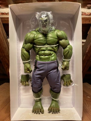 HULK 1/4, NECA, Hulk, NECA 1/4
Som ny

DEN ER KÆMPE STOR!

Mange NECA 1/4 scale figurer til salg.

L