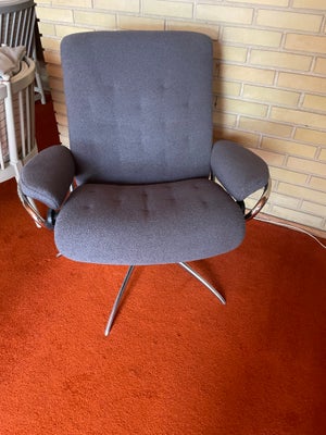 Lænestol, metal, Vestergård møbler, 2 skønne lænestole i metal og tekstil. Meget behagelige at sidde