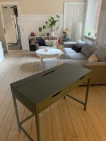 Skrivebord, IKEA, b: 100 d: 48 h: 76