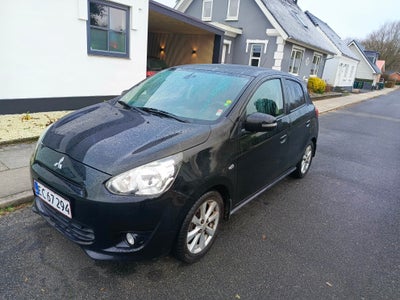 Mitsubishi Space Star, 1,2 Intense, Benzin, 2015, km 178600, sort, nysynet, klimaanlæg, aircondition