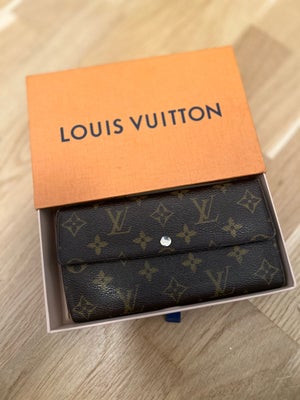 Pung, Louis Vuitton, Monogram Louis Vuitton pung.
Slitage som ses på billederne.

Købt fra ny 2010 o