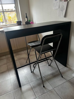 Barbord med 2 stole, Bar bord plus 2 stole til

Højde 105 cm
Brede 50 cm
Længde 120