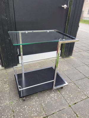 Barbord/sidebord, Boconcept, Lækkert barbord I krom, glas og træ. 
Fremstår I flot stand, men almind