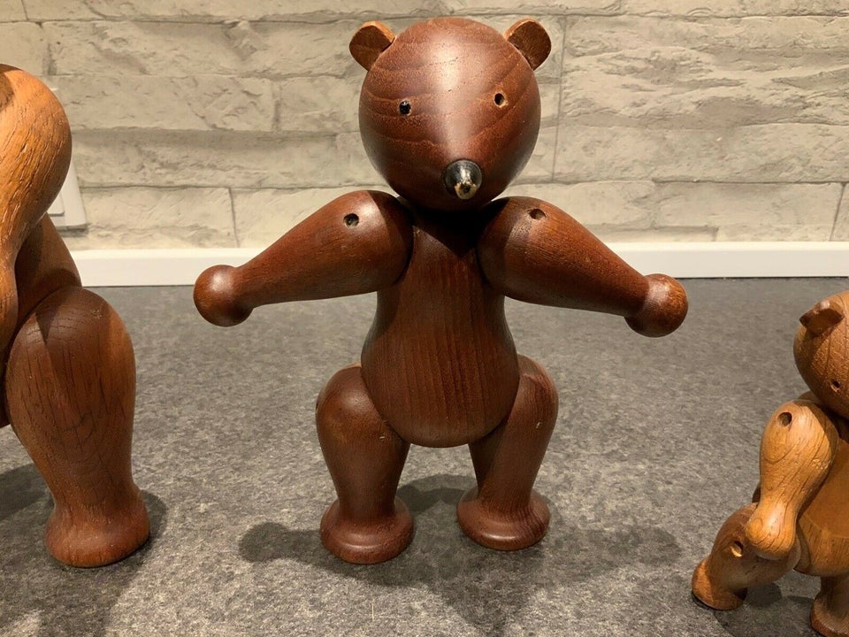 Træfigurer, Gammel bjørn i teak