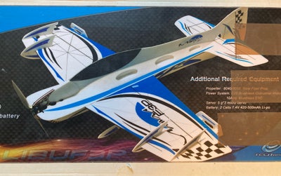 Fjernstyret fly, Ikarus/ MalibuF3P Indendørs, To byggesæt af letvægts indendørsfly. Sælges hver for 