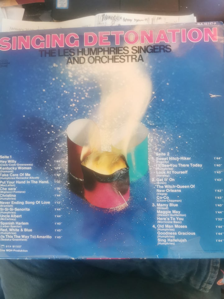 LP, The les Humphries Singers, Singing Detonation