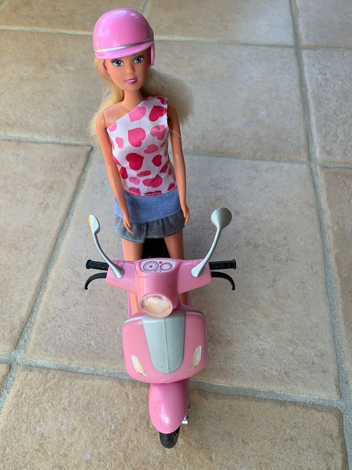 Steffi, Barbie Steffi med scooter