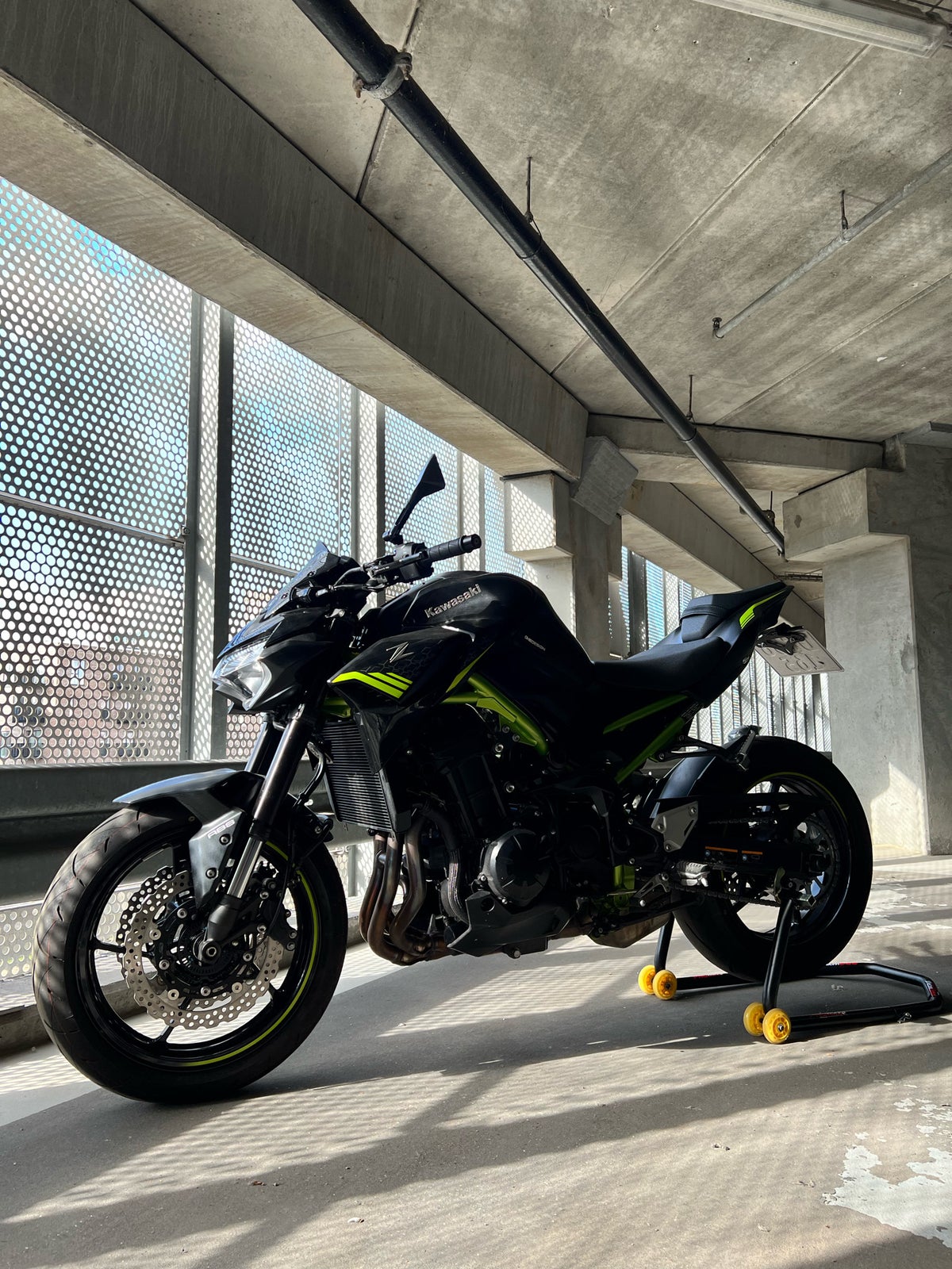 Kawasaki, 948 ccm, 125 hk
