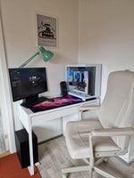 PC2024,Monitor,Desk,Chair