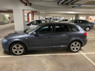 Audi A3, 1,6 Ambition Sportback, Benzin, 2004, km 267000, gråmetal, nysynet, klimaanlæg, airconditio