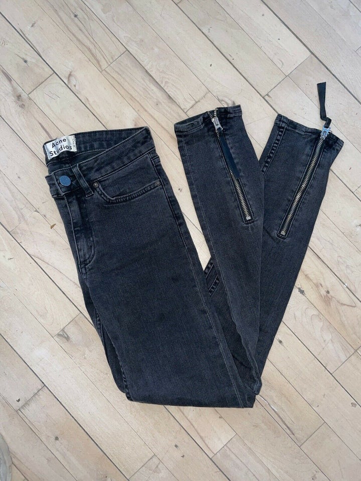 Jeans, Acne Studios , str. 24