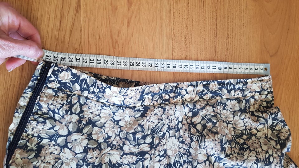 Maxi lang sommernederdel vintage, str. 36, Jenkins by