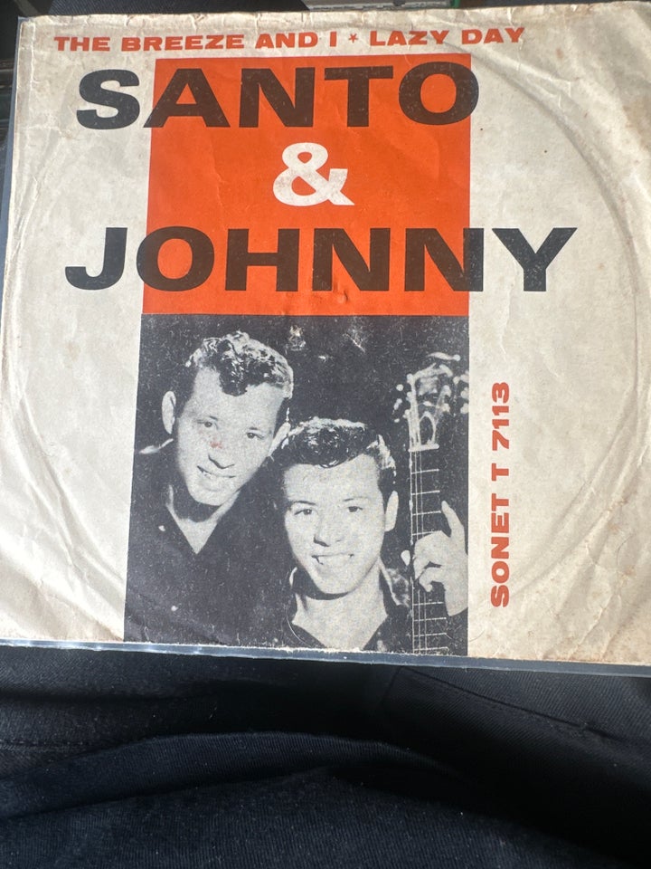 Single, Santo & Johnny