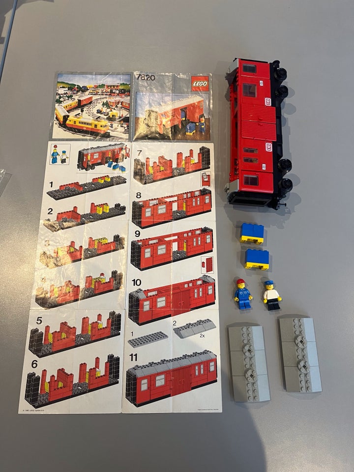 Lego Tog, 7820 KOMPLET MED VEJLEDNING