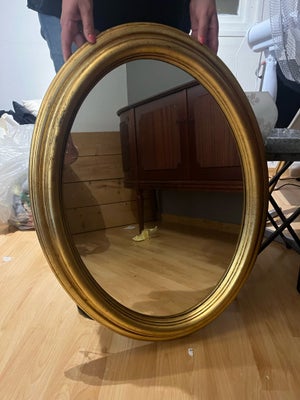 Vægspejl, b: 63 h: 82, Sælger dette antikke spejl.
Spejlet fremstår i rigtig pæn stand og uden ridse