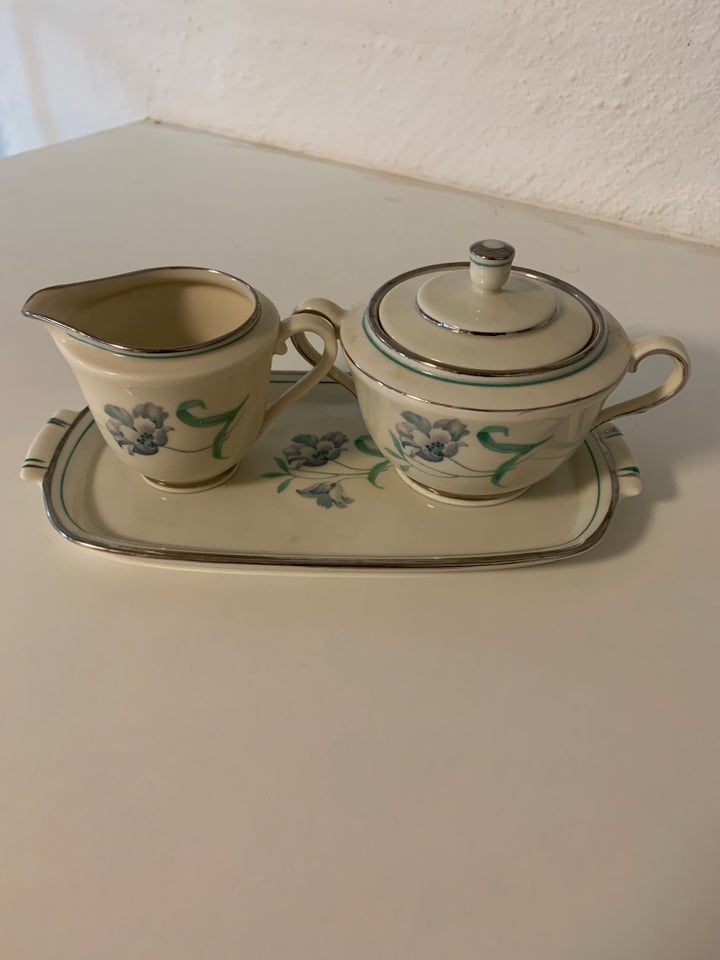 Porcelæn, Kaffekopper, tallerkner mv