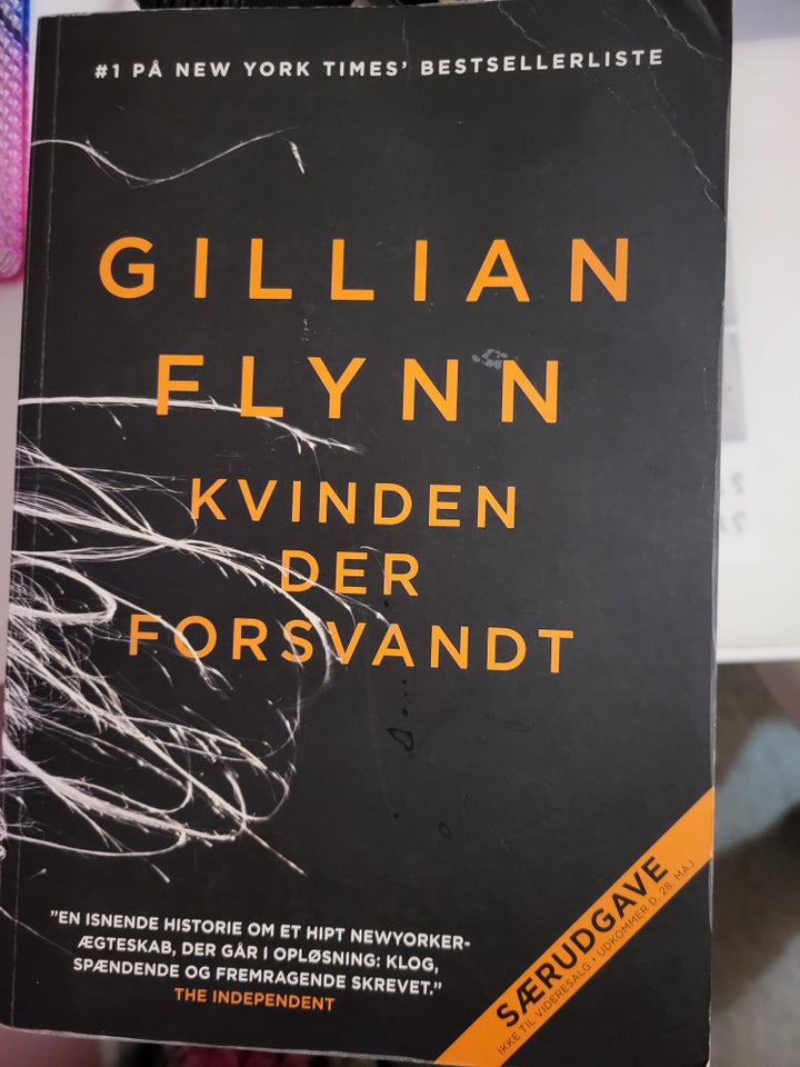 Kvinden der forsvandt, Gillian flynn, genre: krimi og