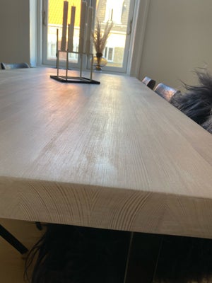 Spisebord, Træ, b: 90 l: 200, Massiv træplade i hvid pigmenteret farve. Kan slibes og males med ande