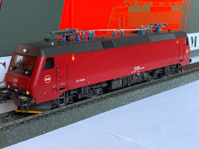 Modeltog, ACME EA 65116s, skala HO 1:87, Virkeligt flot DSB EA lokomotiv fra ACME med mange lys- og 