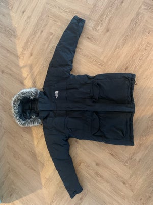 Parkacoat, str. L, North Face,  Sort,  God men brugt, Sælger denne Nieth Face Parka jakke.
Størrelse