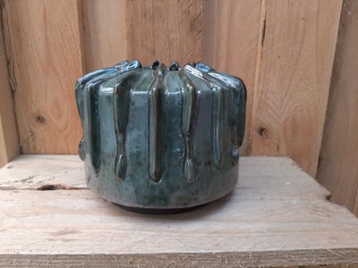 Keramik, vase, Hyllested, petroleums farvet unika vase, af Leif Jensen, Hyllested Keramik.
Den er kø