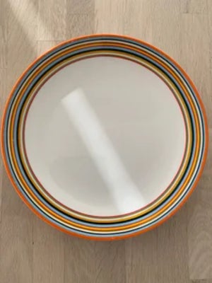 Porcelæn, Tallerkener , Iittala, 18 stk Iittala Origo middags tallerkener i blandede stribe farver, 