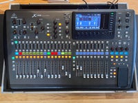 Behringer X32 DIgital mixer, Behringer X32