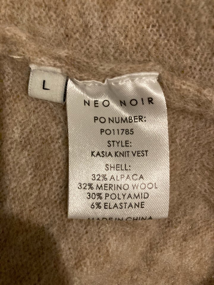 Vest, Vest, Neo Noir