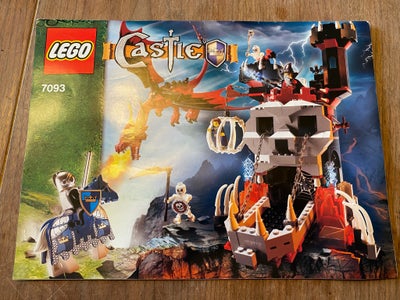 Lego Castle, 7093, Komplet uden kasse. 

Kan ved lejlighed medbringes til kbh, virum, fredensborg el