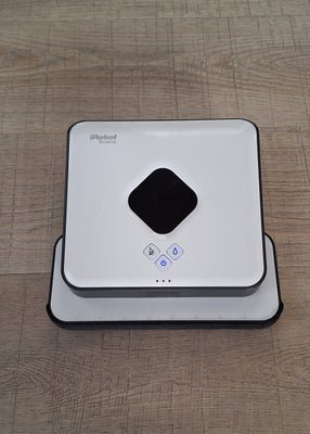 Robotgulvvasker, iRobot Braava 390t, iRobot Braava 390t robotgulvvasker og -fejemaskine. 

• Virker 