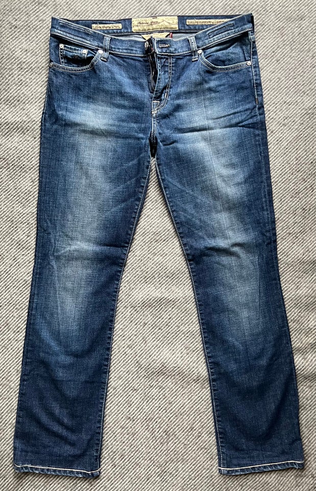 Jeans, Jacob Cohën, str. 33