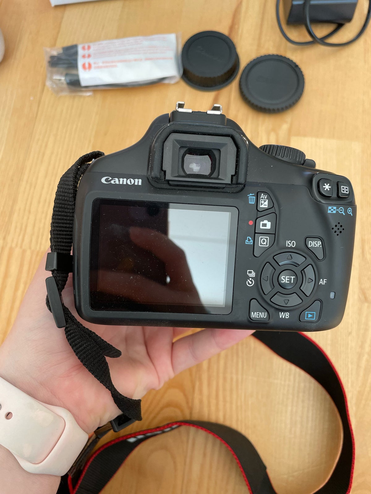 Canon, Eos 1100D, spejlrefleks