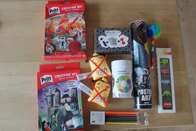 Blandet legetøj, Kan afhentes i Glumsø eller sendes mod betaling af porto.

Sælges samlet eller enke