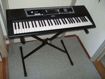 yamaha keyboard wk13700