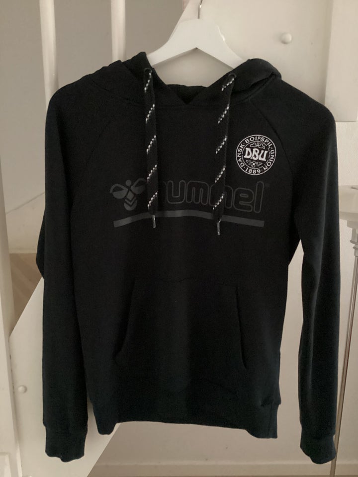 Trøje, Hoodie med 2 sidelommer, Hummel med DBU logo