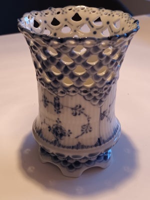 Porcelæn, Vase, Royal Copenhagen, Royal Copenhagen. Musselmalet, helblonde. Vase. Model 1016. Højde 