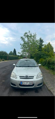 Toyota Corolla, 1,6 Sol, Benzin, 2005, km 215000, grøn, træk, aircondition, ABS, airbag, 5-dørs, sta