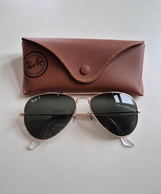 Solbriller unisex, Ray-Ban, Ray-Ban Aviator unisex solbrille
med polariserede glas. Den populære mod