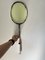 Badmintonketsjer, Victor