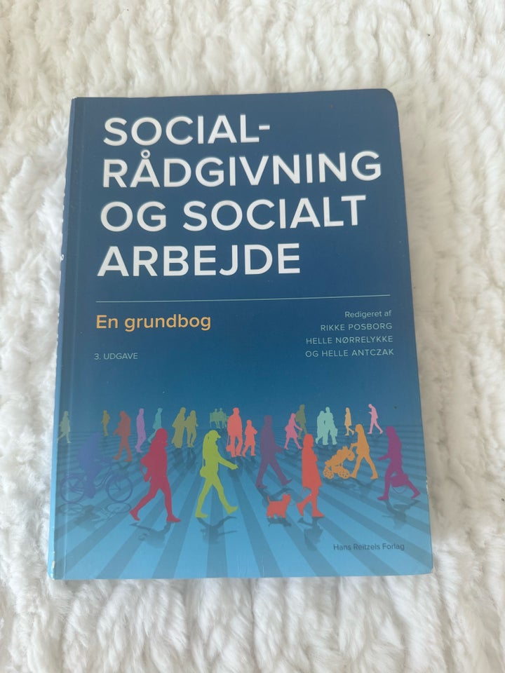Bøger til socialrådgiveruddannelsen, Rikke Posborg,