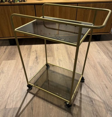 Barvogn, https://www.designgaragen.dk/products/miss-etoile-me-bar-trolley?shpxid=fbda5a46-902b-458b-