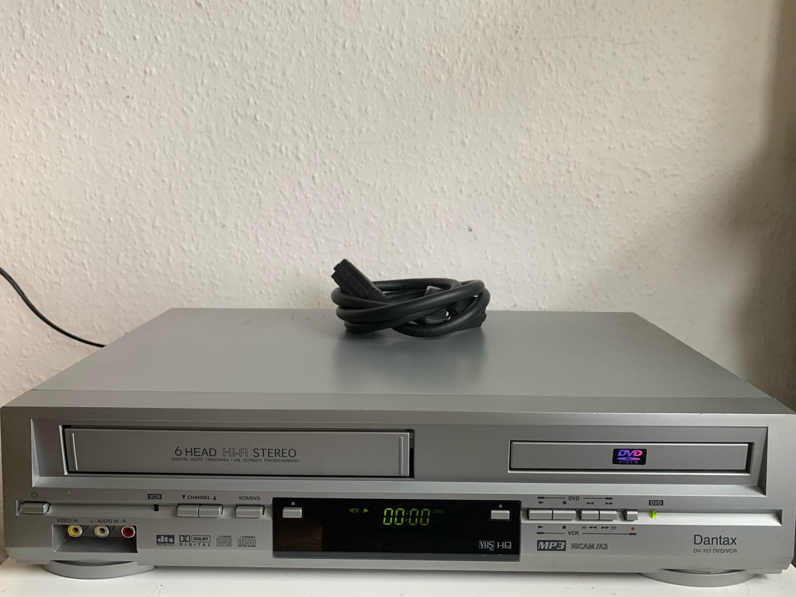 VHS videomaskine, Dantax, DV-101 DVD/VHS