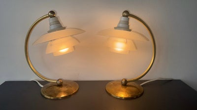 PH, Natbordslampe , bordlampe, Smuk gammel sæt natbordslamper i messing fra 1940erne med hvide bakel
