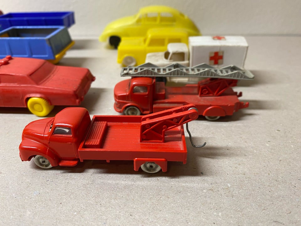 Legetøj, Plastbiler Lego mv.